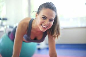 Lire la suite à propos de l’article Se mettre au Pilates pendant vos vacances à Nice